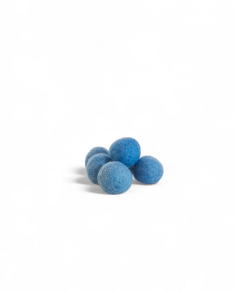 Bola de fieltro azul medio