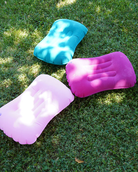 Almohada hinchable de playa y viaje