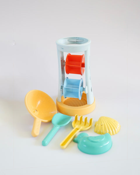 Juguete de playa - Molino de agua y figuras
